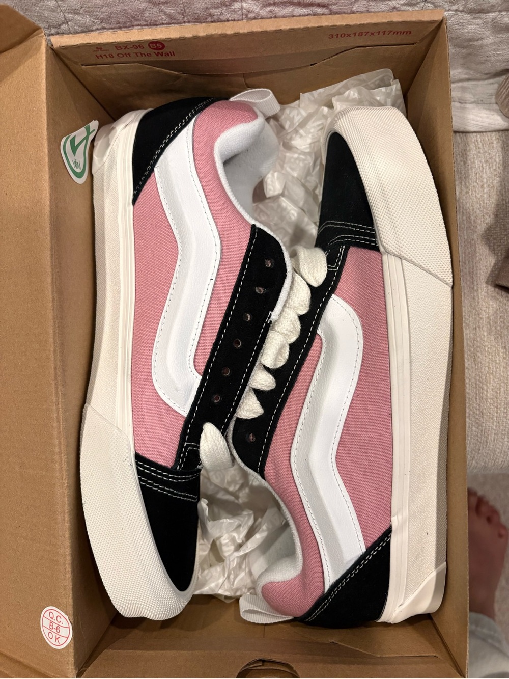 Vans Old Skool Low-Top Sneakers in Pink, Black & White